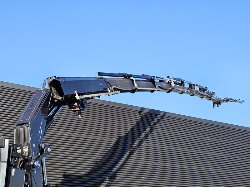 Volvo FH540 8x2-6 / FASSI F1650 / JIB + WINCH / CRANE - Darus autó: 2 kép. Volvo FH540 8x2-6 / FASSI F1650 / JIB + WINCH / CRANE - Darus autó: 2 kép.