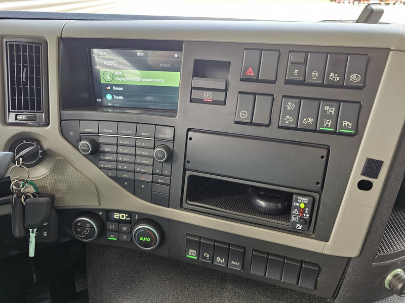 Platós teherautó, Darus autó Volvo FM 330 4x2 / EFFER 12.5 t/m CRANE / KRAN: 20 kép.