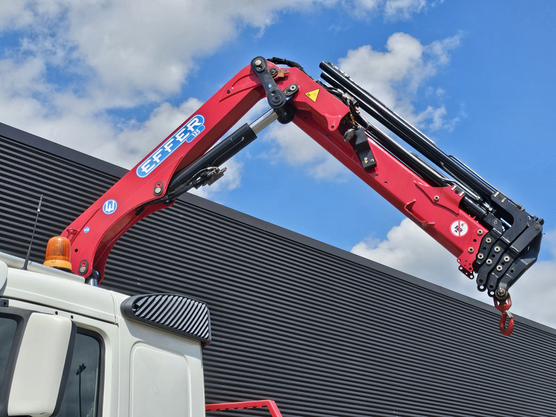 Volvo FM 330 4x2 / EFFER 12.5 t/m CRANE / KRAN - Darus autó: 5 kép. Volvo FM 330 4x2 / EFFER 12.5 t/m CRANE / KRAN - Darus autó: 5 kép.