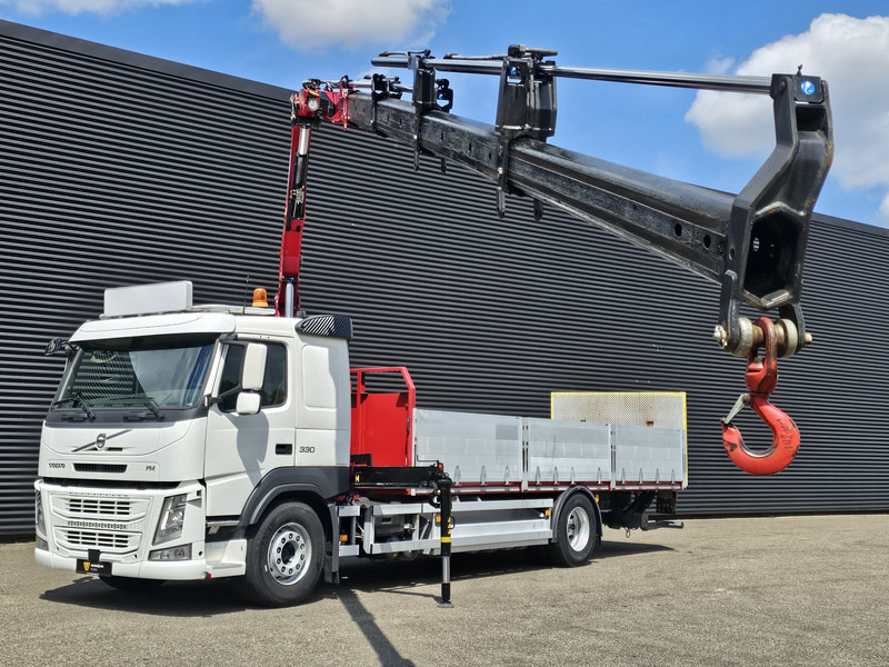 Volvo FM 330 4x2 / EFFER 12.5 t/m CRANE / KRAN - Platós teherautó, Darus autó: 3 kép. Volvo FM 330 4x2 / EFFER 12.5 t/m CRANE / KRAN - Platós teherautó, Darus autó: 3 kép.