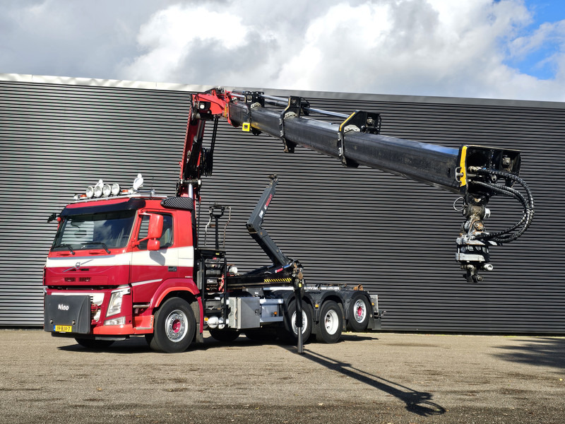Volvo FM 420 8x2 / HIAB HOOKLIFT + 30 t/m CRANE - KRAN - Darus autó: 3 kép. Volvo FM 420 8x2 / HIAB HOOKLIFT + 30 t/m CRANE - KRAN - Darus autó: 3 kép.