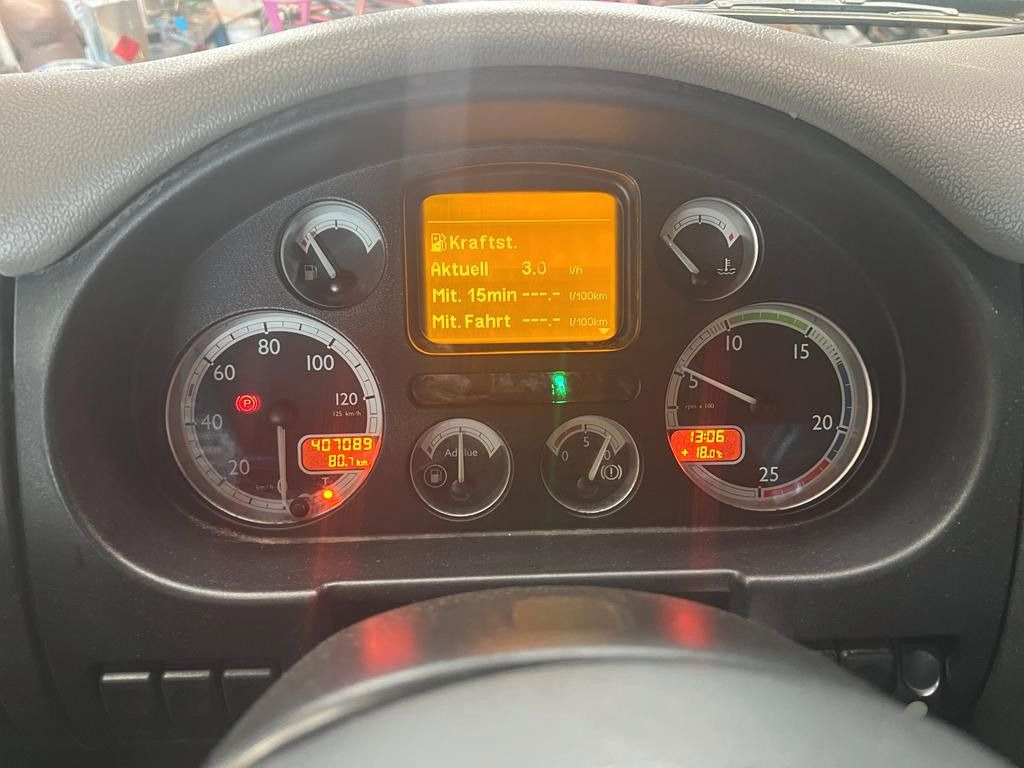 DAF CF 85.460 6X2 VDL Absetzer Top Zustand Retarder DAF CF 85.460 6X2 VDL Absetzer Top Zustand Retarder - Konténerszállító: 2 kép. DAF CF 85.460 6X2 VDL Absetzer Top Zustand Retarder DAF CF 85.460 6X2 VDL Absetzer Top Zustand Retarder - Konténerszállító: 2 kép.