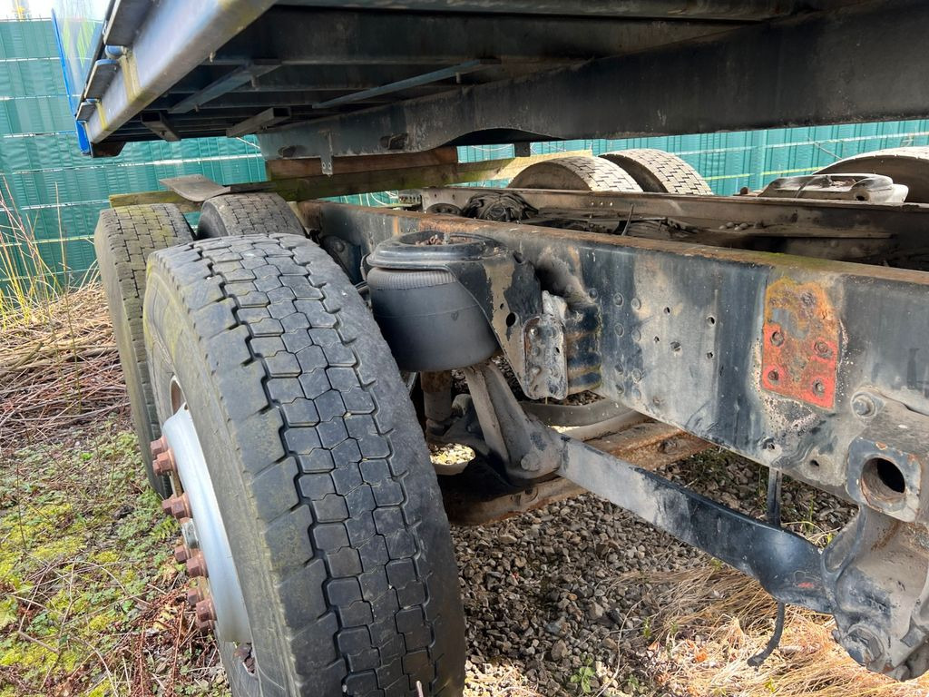 MAN 26.293 6X2 Motor & Getriebe gut MAN 26.293 6X2 Motor & Getriebe gut - Alvaz teherautó: 3 kép. MAN 26.293 6X2 Motor & Getriebe gut MAN 26.293 6X2 Motor & Getriebe gut - Alvaz teherautó: 3 kép.