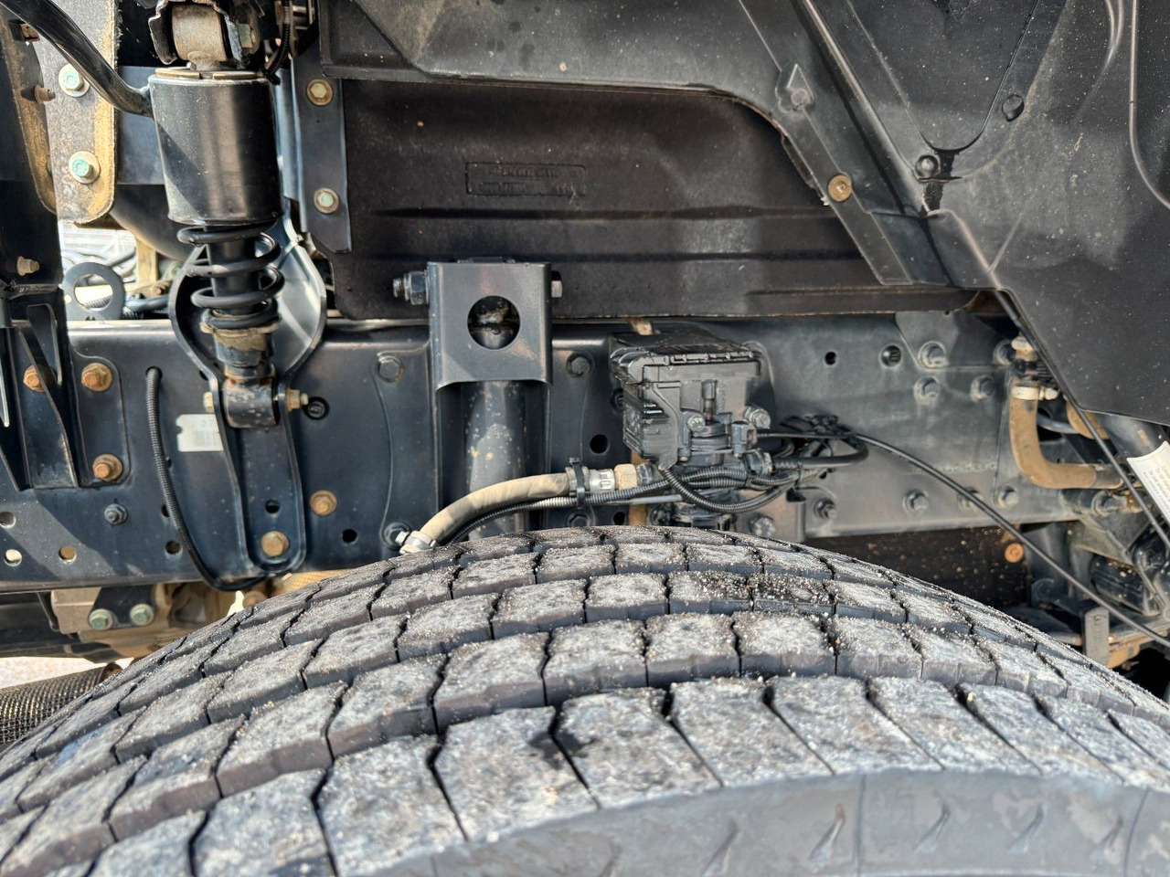 Billenőplatós teherautó MAN 35.470 8X4 Kipperfahrgestell Reifen 12 X NEU Top: 16 kép.