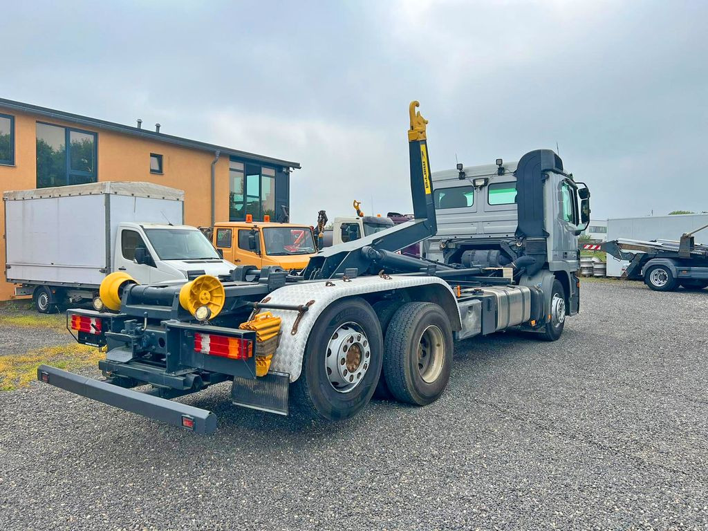 Mercedes-Benz 2541 6X2 Marrel Abroller Hydr. Verriegelung - Horgos rakodó teherautó: 3 kép. Mercedes-Benz 2541 6X2 Marrel Abroller Hydr. Verriegelung - Horgos rakodó teherautó: 3 kép.