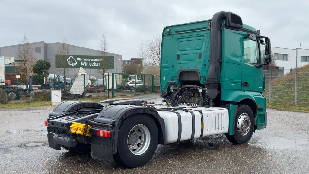 Mercedes-Benz 1842 4X2 SZM mit Kipphydraulik guter Zustand - Nyergesvontató: 4 kép. Mercedes-Benz 1842 4X2 SZM mit Kipphydraulik guter Zustand - Nyergesvontató: 4 kép.
