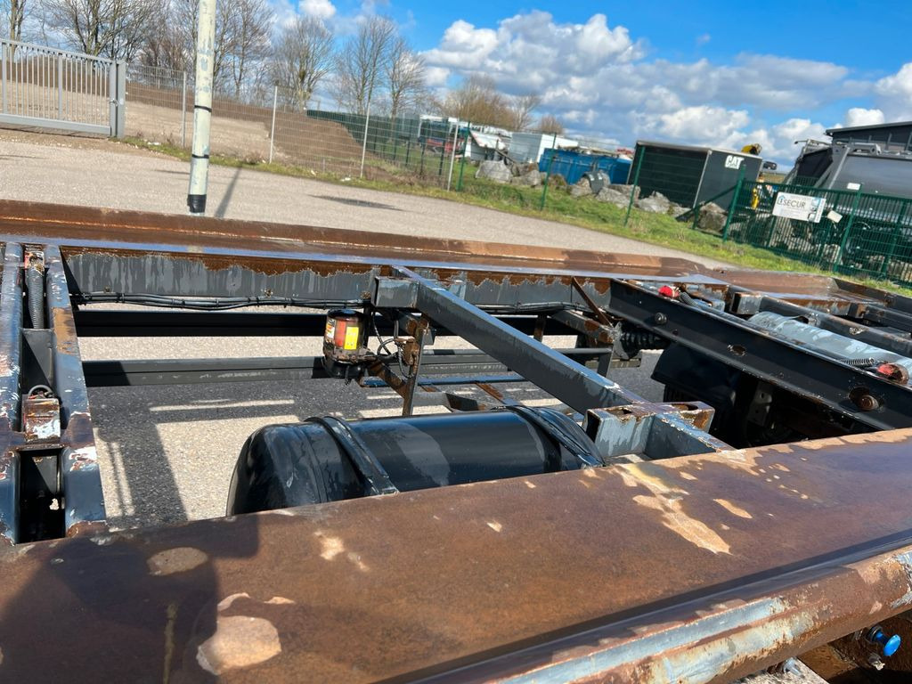 REISCH Containeranhänger REISCH Containeranhänger - Multiliftes/ Konténerszállító pótkocsi: 4 kép. REISCH Containeranhänger REISCH Containeranhänger - Multiliftes/ Konténerszállító pótkocsi: 4 kép.