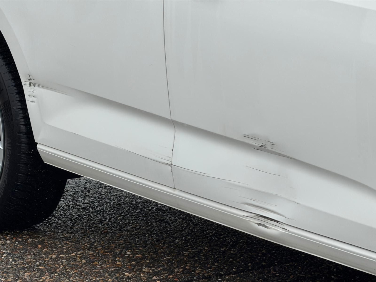 Volkswagen Caddy 4x2 | 2,0 TDI | Klima | PDC | Spurhalteass - Kisbusz: 4 kép. Volkswagen Caddy 4x2 | 2,0 TDI | Klima | PDC | Spurhalteass - Kisbusz: 4 kép.