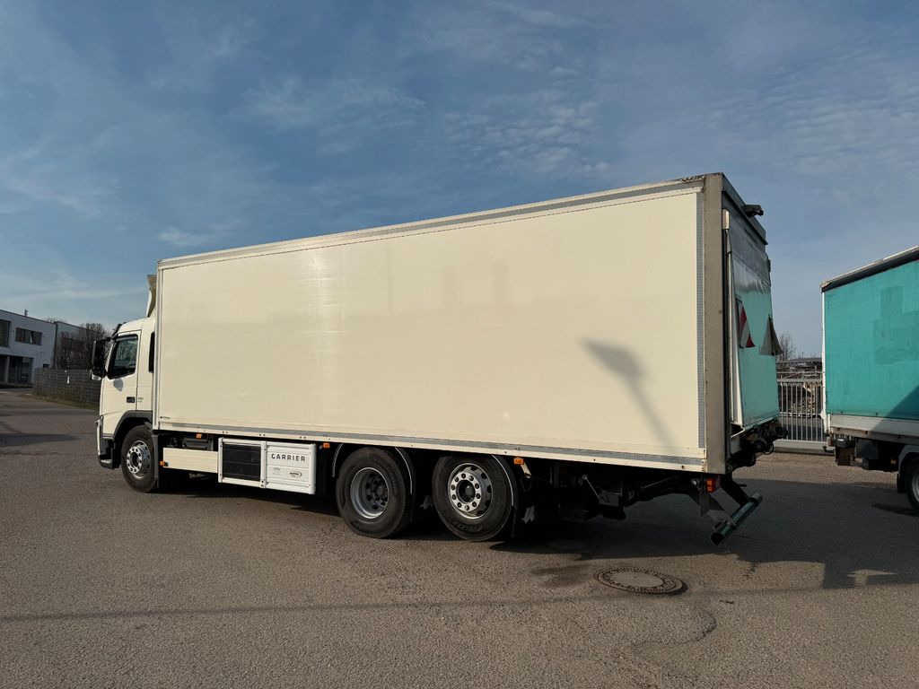 Hűtős teherautó Volvo FM 410 6X2 Kühlkoffer mit Carrier Diesel & Strom: 7 kép. Hűtős teherautó Volvo FM 410 6X2 Kühlkoffer mit Carrier Diesel & Strom: 7 kép.