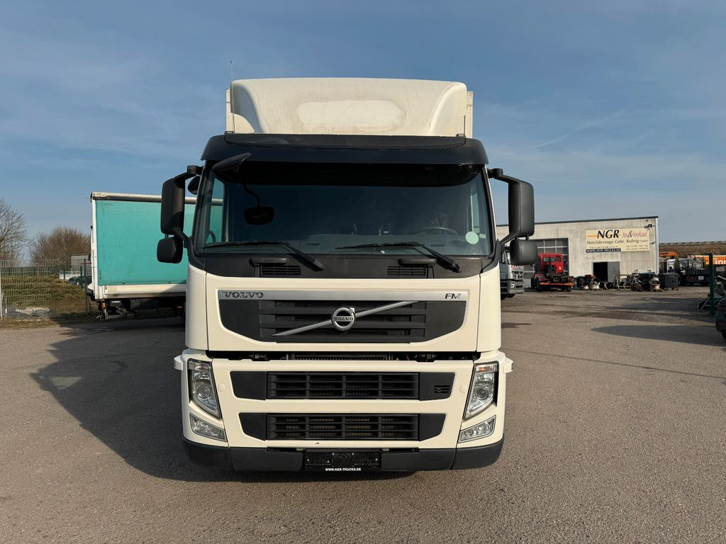 Volvo FM 410 6X2 Kühlkoffer mit Carrier Diesel & Strom Volvo FM 410 6X2 Kühlkoffer mit Carrier Diesel & Strom - Hűtős teherautó: 5 kép. Volvo FM 410 6X2 Kühlkoffer mit Carrier Diesel & Strom Volvo FM 410 6X2 Kühlkoffer mit Carrier Diesel & Strom - Hűtős teherautó: 5 kép.
