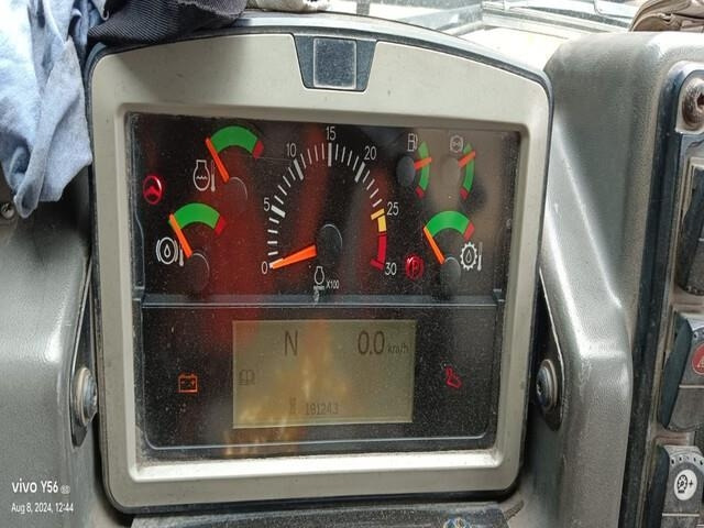 CAT 777E - Bánya teherautó: 5 kép. CAT 777E - Bánya teherautó: 5 kép.