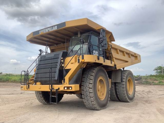 CAT 777F - Bánya teherautó: 1 kép. CAT 777F - Bánya teherautó: 1 kép.