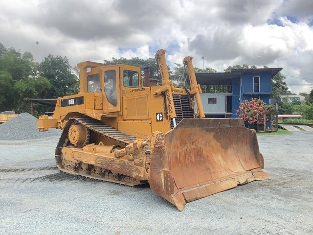CAT D8N - Buldózer: 4 kép. CAT D8N - Buldózer: 4 kép.
