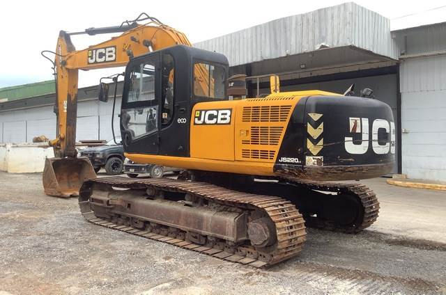 JCB JS220 - Lánctalpas kotró: 2 kép. JCB JS220 - Lánctalpas kotró: 2 kép.