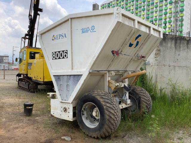 Stehr SBS8000 - Talajtömörítő: 2 kép. Stehr SBS8000 - Talajtömörítő: 2 kép.