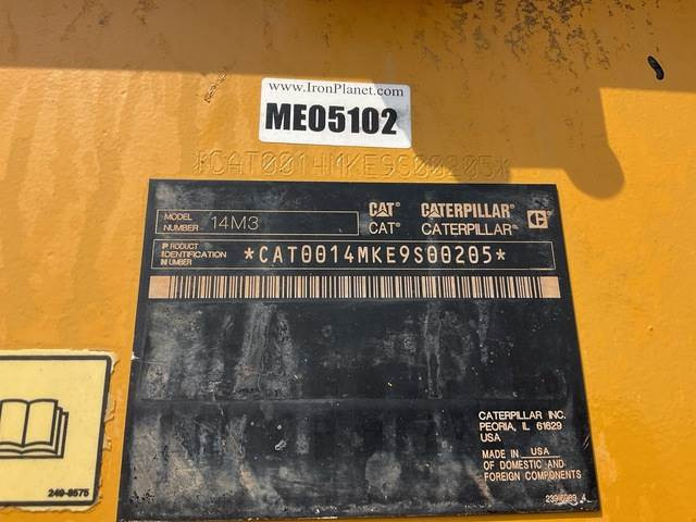 CAT 14M3 - Gréder: 5 kép. CAT 14M3 - Gréder: 5 kép.