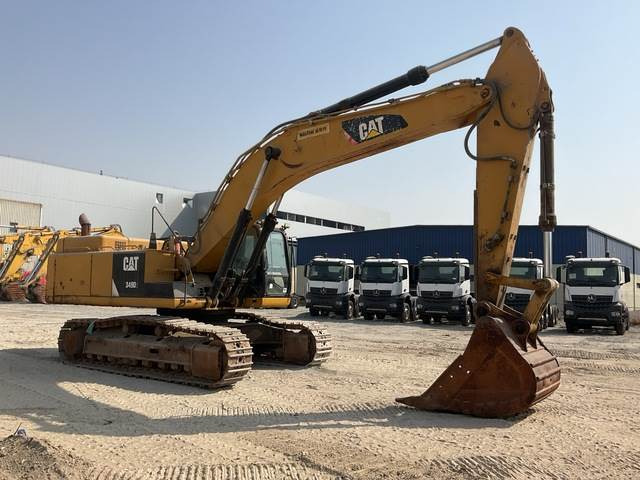 CAT 349D2 - Lánctalpas kotró: 4 kép. CAT 349D2 - Lánctalpas kotró: 4 kép.