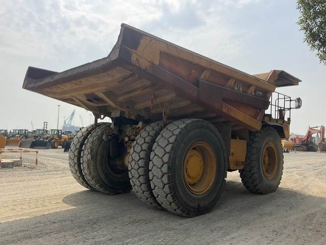 CAT 777D - Bánya teherautó: 3 kép. CAT 777D - Bánya teherautó: 3 kép.