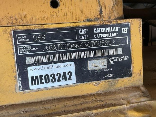 CAT D6R XL - Buldózer: 5 kép. CAT D6R XL - Buldózer: 5 kép.