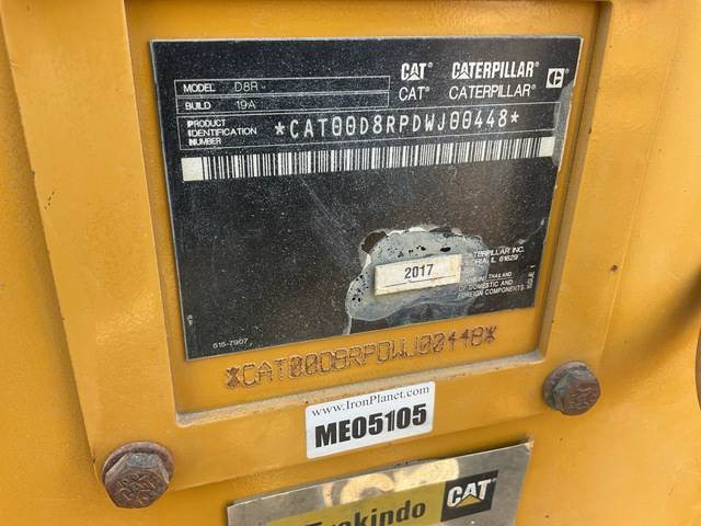 CAT D8R - Buldózer: 5 kép. CAT D8R - Buldózer: 5 kép.