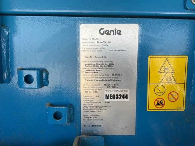 Genie S85 XC - Teleszkópos emelő: 5 kép. Genie S85 XC - Teleszkópos emelő: 5 kép.