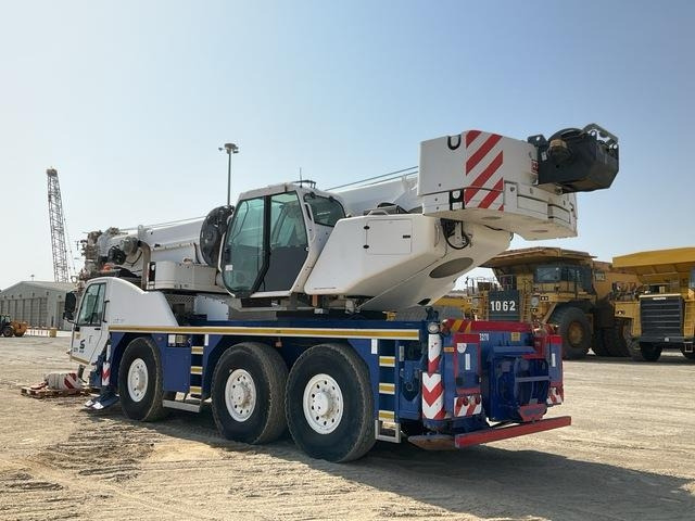 Terex AC60/3 - Terepjáró autódaru: 3 kép. Terex AC60/3 - Terepjáró autódaru: 3 kép.