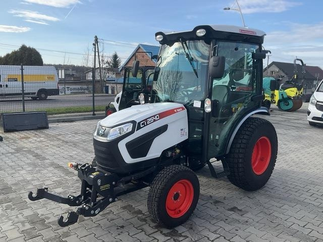 Bobcat CT2540 - Traktor: 1 kép. Bobcat CT2540 - Traktor: 1 kép.