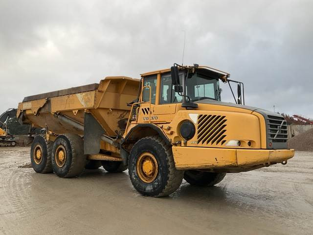 Volvo A30D - Csuklós dömper: 4 kép. Volvo A30D - Csuklós dömper: 4 kép.