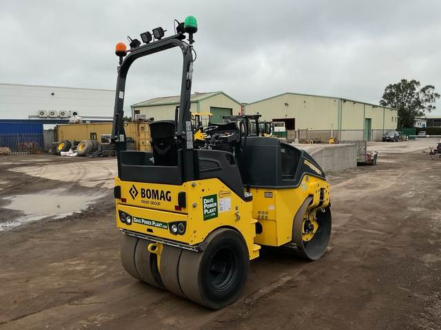 Bomag BW138AC-5 - Kombihenger: 3 kép. Bomag BW138AC-5 - Kombihenger: 3 kép.