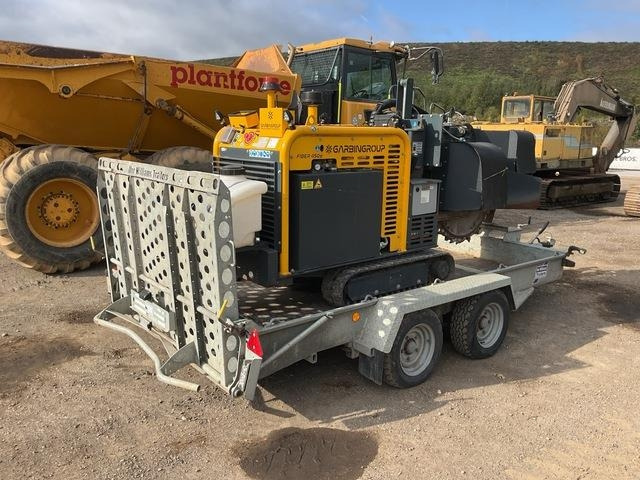 Garbin Fiber 450E - Árokásó: 3 kép. Garbin Fiber 450E - Árokásó: 3 kép.