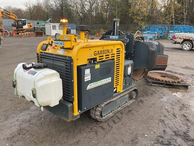 Garbin Fiber 450E - Árokásó: 1 kép. Garbin Fiber 450E - Árokásó: 1 kép.