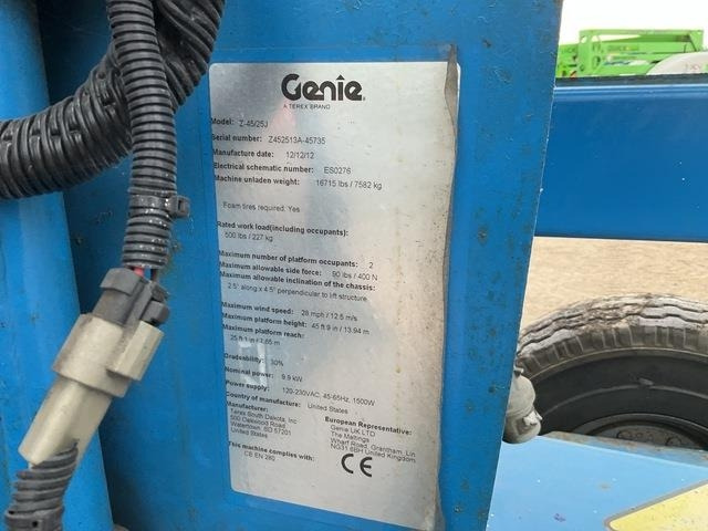 Genie Z45/25J - Személyemelő: 5 kép. Genie Z45/25J - Személyemelő: 5 kép.
