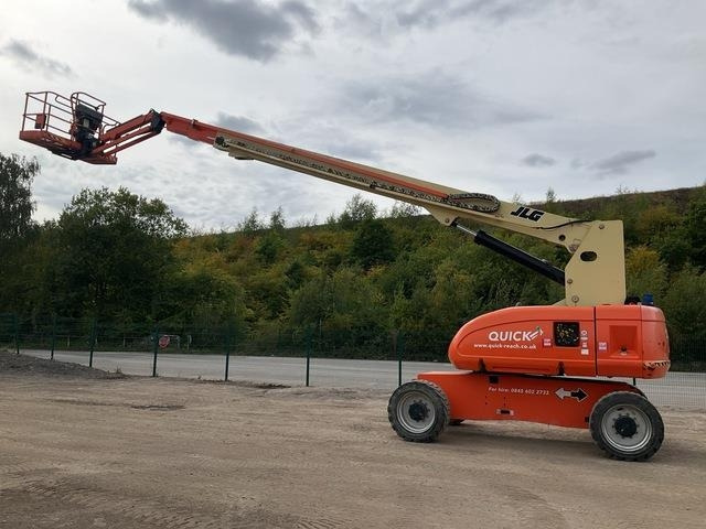 JLG 860SJ - Teleszkópos emelő: 1 kép. JLG 860SJ - Teleszkópos emelő: 1 kép.