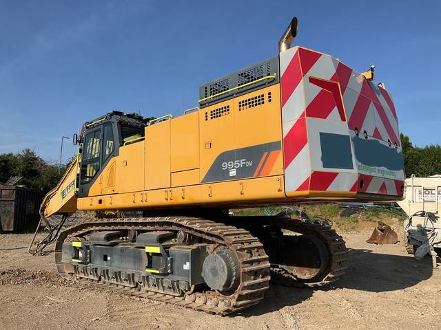 LiuGong 995FDM - Lánctalpas kotró: 2 kép. LiuGong 995FDM - Lánctalpas kotró: 2 kép.