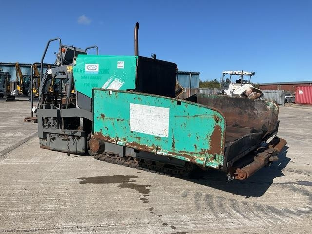 Vögele Super 800 - Útburkológép: 4 kép. Vögele Super 800 - Útburkológép: 4 kép.