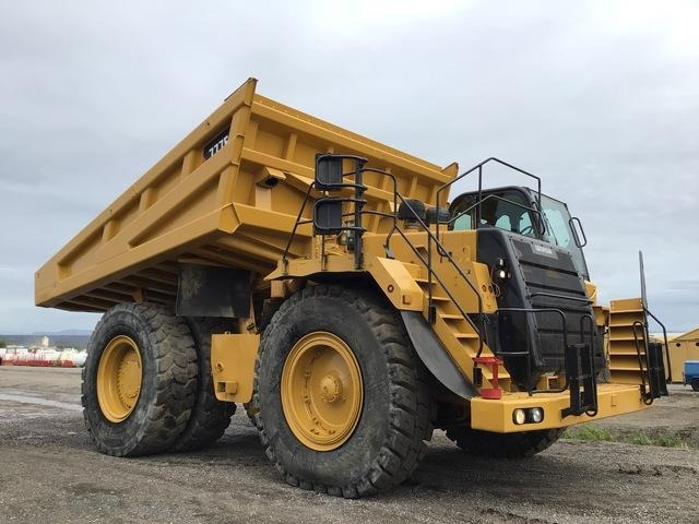 CAT 777F - Bánya teherautó: 4 kép. CAT 777F - Bánya teherautó: 4 kép.