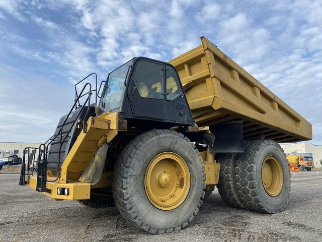 CAT 777F - Bánya teherautó: 1 kép. CAT 777F - Bánya teherautó: 1 kép.