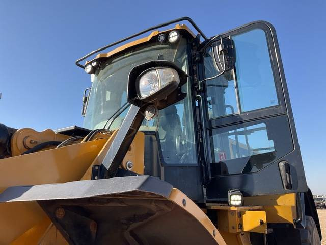 Gumikerekes homlokrakodó CAT 972M XE: 14 kép.