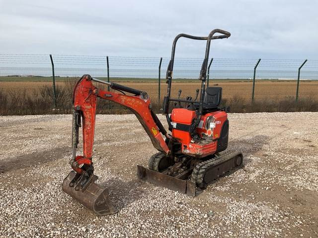 Kubota U10-3 - Minikotró: 1 kép. Kubota U10-3 - Minikotró: 1 kép.