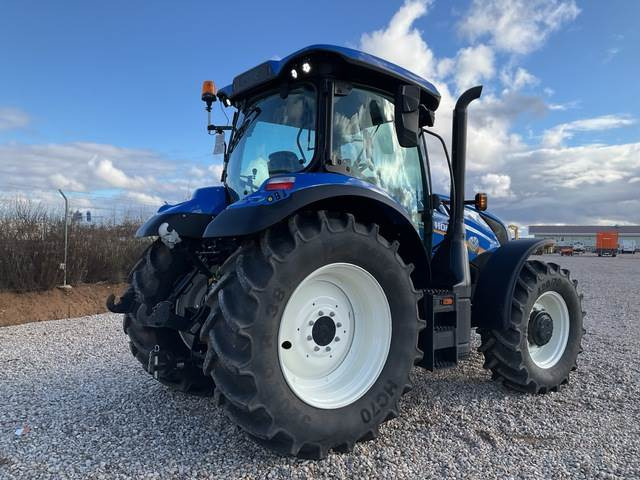 New Holland T6.145 - Traktor: 3 kép. New Holland T6.145 - Traktor: 3 kép.