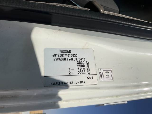 Nissan NT400 Cabstar - Emelőkosaras teherautó: 5 kép. Nissan NT400 Cabstar - Emelőkosaras teherautó: 5 kép.