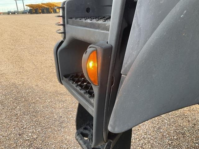 Hóeltakarító gép Renault Kerax 430DXI: 14 kép. Hóeltakarító gép Renault Kerax 430DXI: 14 kép.