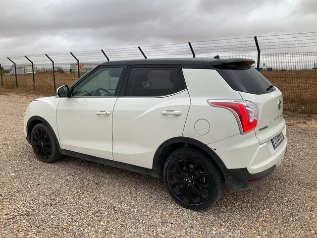 Ssangyong Tivoli - Autó: 2 kép. Ssangyong Tivoli - Autó: 2 kép.