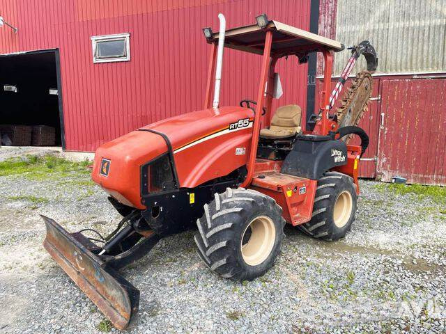 Ditch Witch RT55 - Árokásó: 1 kép. Ditch Witch RT55 - Árokásó: 1 kép.