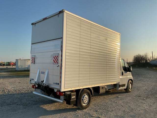 Fiat Ducato - Furgon: 3 kép. Fiat Ducato - Furgon: 3 kép.