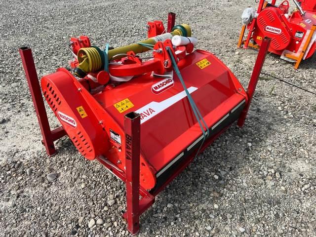 Maschio Gaspardo Brava 120 3P Fix - Szárzúzó: 4 kép. Maschio Gaspardo Brava 120 3P Fix - Szárzúzó: 4 kép.