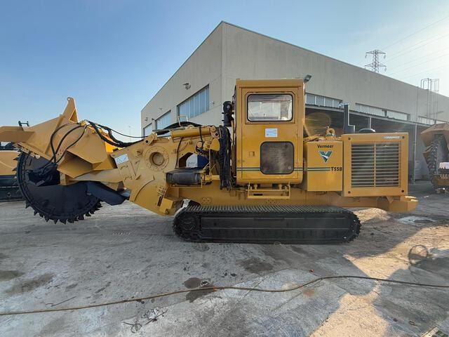 Vermeer T558 - Árokásó: 1 kép. Vermeer T558 - Árokásó: 1 kép.