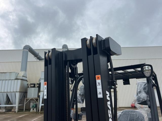 Elektromos targonca Doosan B15T-7 PLUS: 16 kép.