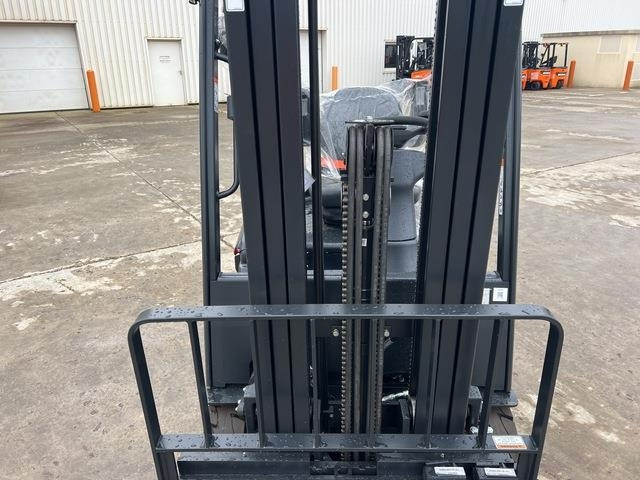 Elektromos targonca Doosan B15T-7 PLUS: 15 kép.