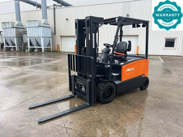 Doosan B30X-7 PLUS - Elektromos targonca: 1 kép. Doosan B30X-7 PLUS - Elektromos targonca: 1 kép.